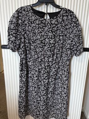 torrid Black and White Floral Dress
